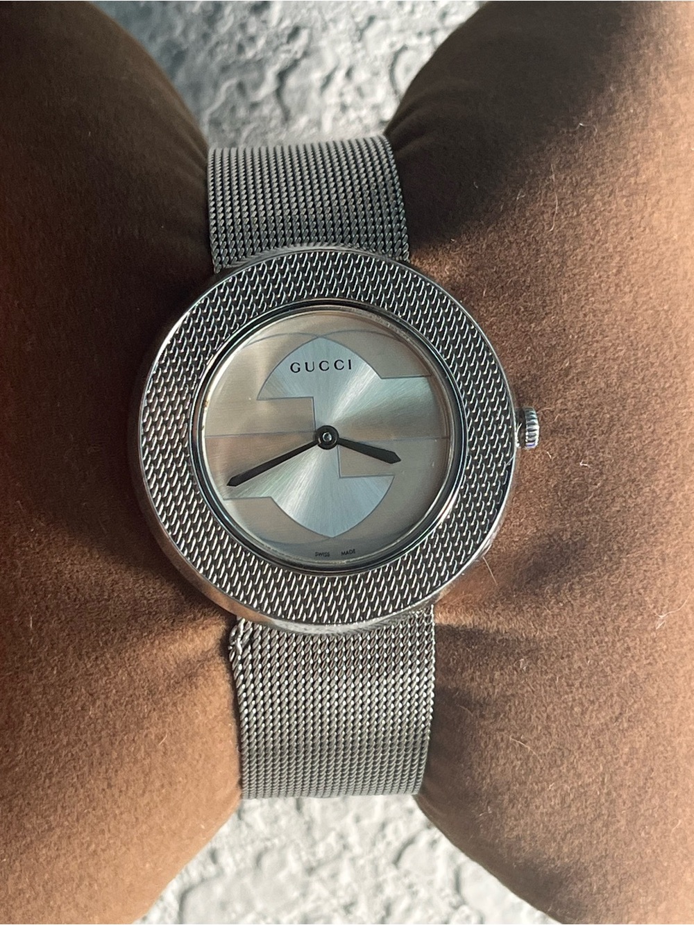 Gucci Silver Stainless Steel model U-Play 129.4 ladies Wristwatch (unisex)
